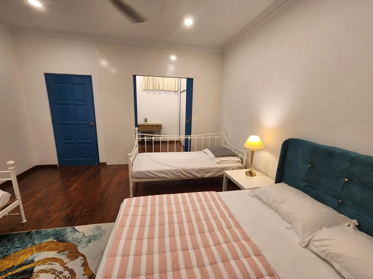 Solok Burma Vacation Home @ Gurney Penang George Town 0*,